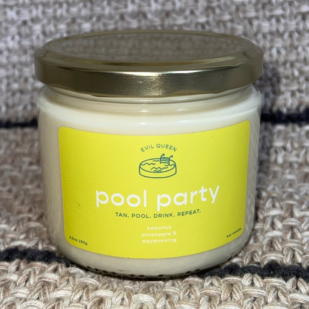 Evil Queen “Pool Party” Candle